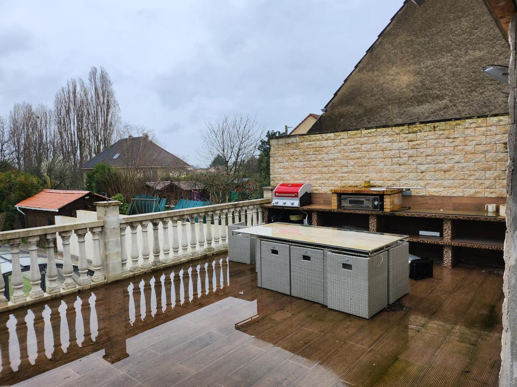 Villa Massenet Sarcelles Exterior photo